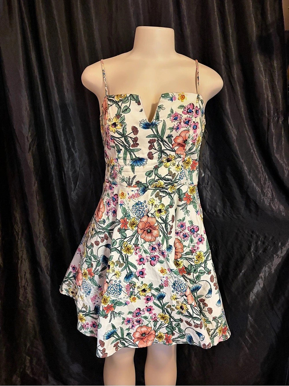 Trixxi Floral Mini Dress White Multicolor Size 9